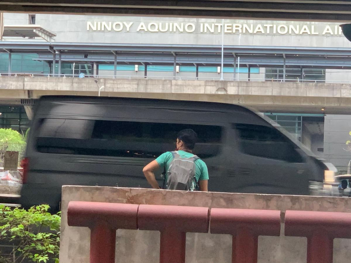 81 Newport Boulevard Cluster 4 - 8F Across Naia Airport, Terminal 3 Pasay Luaran gambar