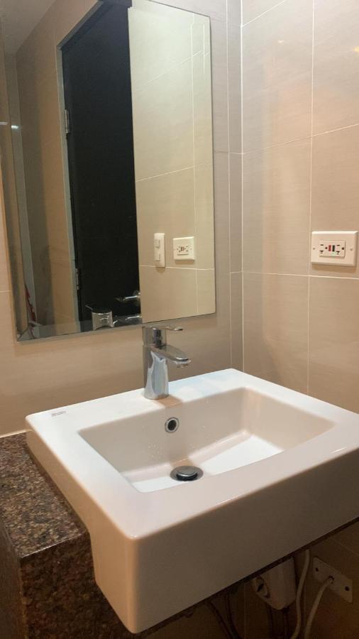 81 Newport Boulevard Cluster 4 - 8F Across Naia Airport, Terminal 3 Pasay Luaran gambar